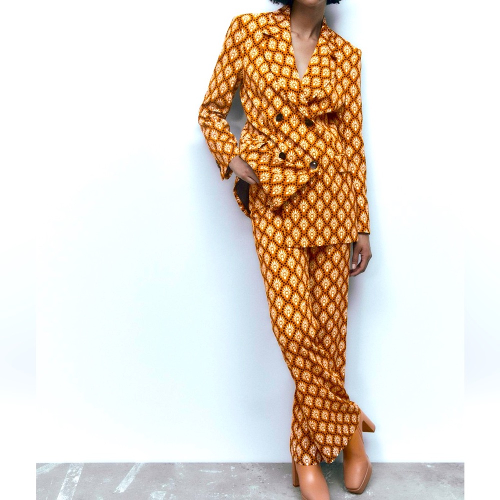 Zara Orange Patterned Women's blazer and pants